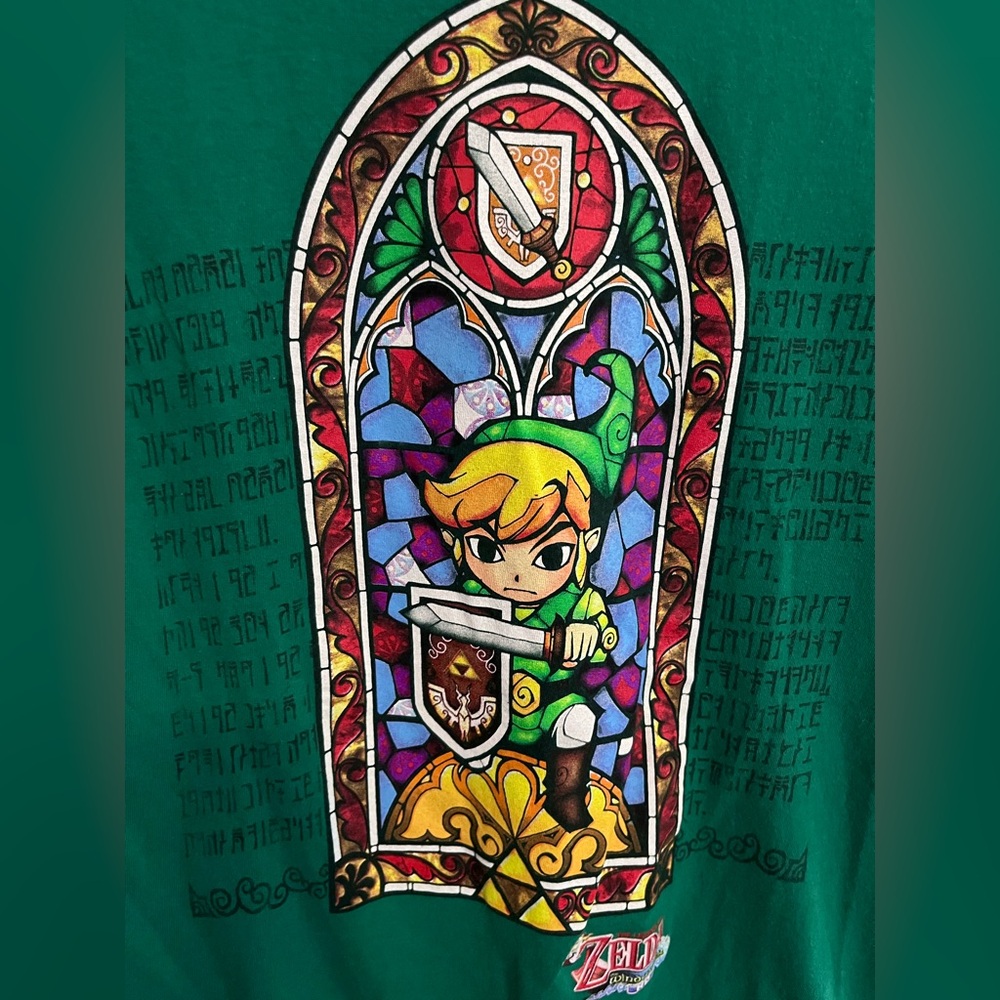 Zelda Nintendo Green Graphic Tee - Picture 2 of 6